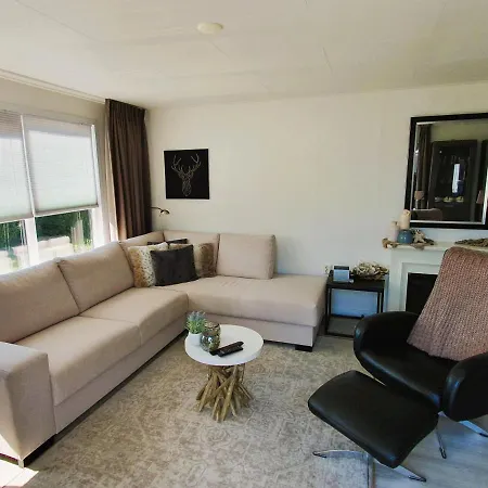 Sandy Feet Retreat Chalet Petten