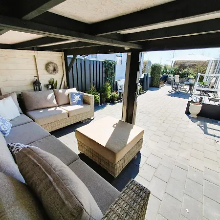 Sandy Feet Retreat * Petten