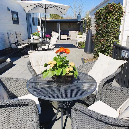 Sandy Feet Retreat Chalet