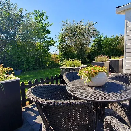 Sandy Feet Retreat Petten