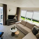 Dağ evi Sandy Feet Retreat