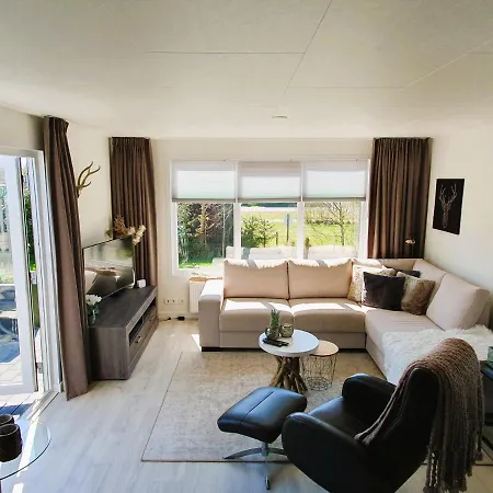 Sandy Feet Retreat Chalé